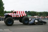 Moster Truck in action