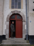 Urmond, prot gem entree met koster Smeets, 2008.jpg