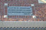 Leeuwarden, geref Schranskerk (voorm) gevelsteen [004]. 2009.jpg