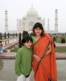 AGRA INDIA - SOM AND HER SARI AT THE TAJ MAHAL! (26).JPG