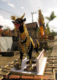 Funerary Bull with sacrifices on his platform