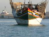 boutre au port de djibouti.jpg