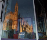 Kings  College  chapel  reflected.