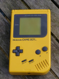 Original Gameboy - vibrant yellow