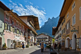 Bahnhofstrae mit Blick auf den Karwendel