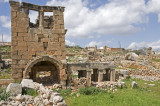 Dead cities from Hama april 2009 8673.jpg