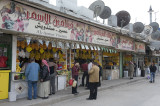 Aleppo fruit drinks sellers 8937.jpg