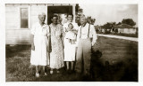 Thomas William Reed and Nettie Reed, daughter, grand-daughter and great-grand-daughter