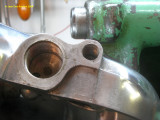1128 Damaged threads in timing cover