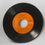 Elvis Presley, Peace In The Valley EP