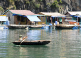 Foot Rowing, Halong Bay