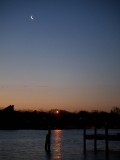 pbase Setting Moon on March 22 2009 P1000940.jpg