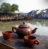 Xitang dragon teapot.jpg