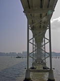 20041126 066 Macau hh bridge crossbeams.jpg