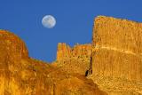 Moon Over Superstition Mountain2