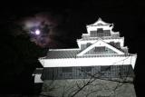 moon on kumamoto castle