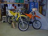 yellow 2stroke mine 4stroke to fast for me Mikes