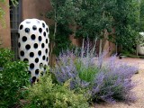 garden sculpture