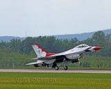  (64 images séries )   Spectacle Aérien de Québec  2010 ( Quebec Air Show  2010 ) Thunderbirds F-16C United States Air Force