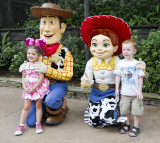 lexi and layne at the magic kingdom