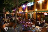 Despite the humidity, outdoor eating is very popular.