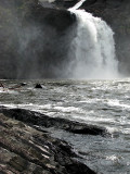 chute toute en grisaille