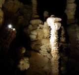 spot sur stalagmites