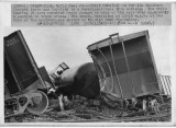 122972 train derails.jpg