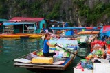 2314 Food seller Halong.jpg