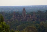 4372 Angkor Wat from Phnom Bakheng.jpg