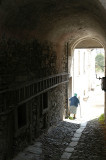 Soglio Lady in Tunnel