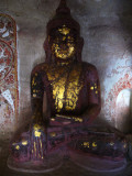 Goldleaf buddha at Hpo Win Daung Caves.jpg