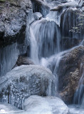 waterfall, surrounded by ice (IMG_4506.jpg)