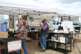 Larry-and-Diann-at-Sunriver-Booth.