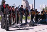 Discovery Green Mariachi Meca 01