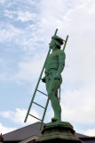 Statue  at  Place du Petit Sablon