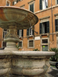 The fountain on Piazza delle Cinque Scuole<br />7328