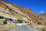 The road from Sakya back to the Friendship Highway