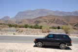 Range Rover with Jebel Shams