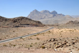 The road to Sint and Sant, Oman