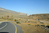 The pavement resumes after the turnoff for the hotels, Jabal Shams