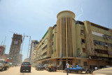 Rua Maj. Kanhangulo parallels the Corniche, 1 block inland