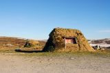 Turf covered hut, Hardangervidda