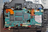 Dis assembly of the Sony A100 and damage/failure of the SSS mechanism