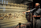 Alexander Sarcophagus in Istanbul.jpg
