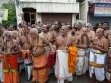 PeyazhwAr mangalasasana goshti with Jeeyars and acharya purushas.jpg