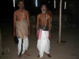 SRI NARYANAN AND SRI VARADARAJAN SVAMIGAL IN GOSHTI