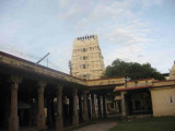 Inside temple mandapam.jpg