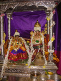 Annan_Perumal_Thirumamagal_Thayar_serthi4.jpg