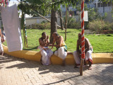 Sri ThirukOshtiyUr mAdhavan Svami and SrI MA Venkatakrishnan swamy in serious discussion.jpg